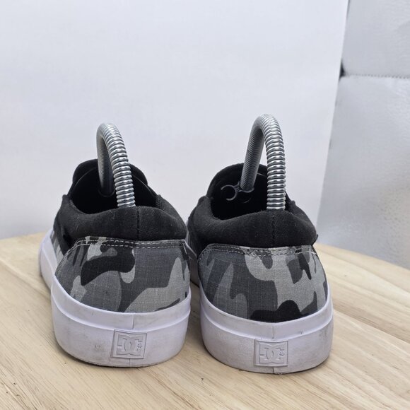 Womens Size 7.5 - DC shoes Camo Womens Slip On Shoes Slip In Camouflage - Picture 6 of 8